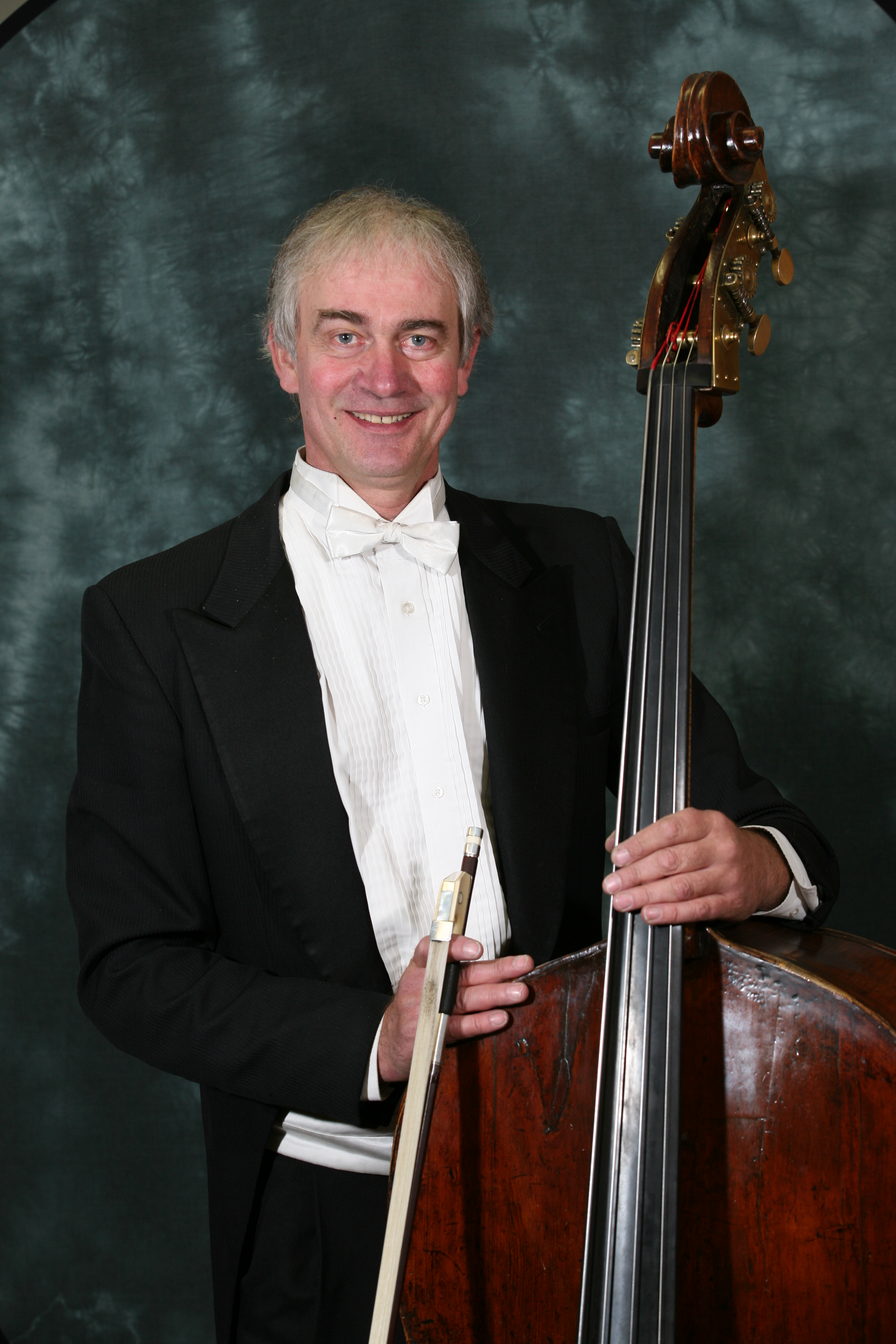 Jean-Luc Matton,  Principal Bass