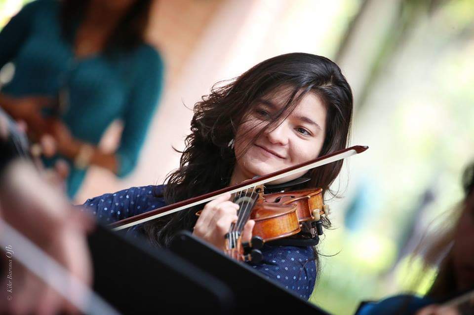 Ana María Quintero Muñoz, violin